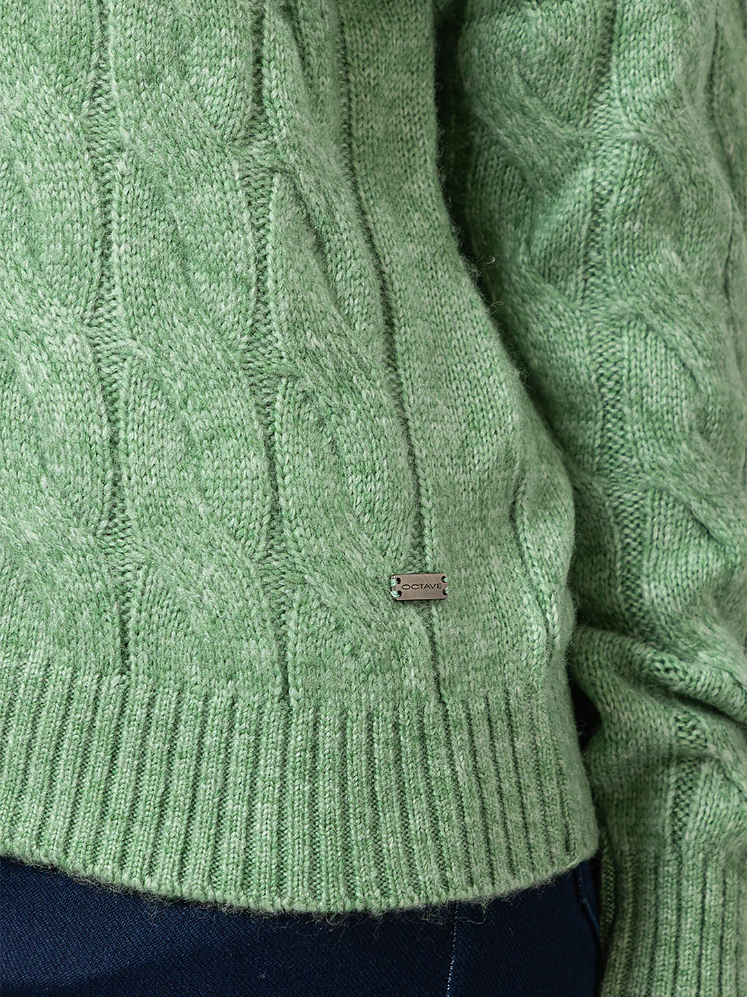 Women's Cable-Knit Solid Cardigan - Image 5