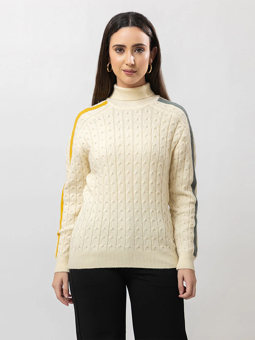 Women's High-Neck Knitted Sweater