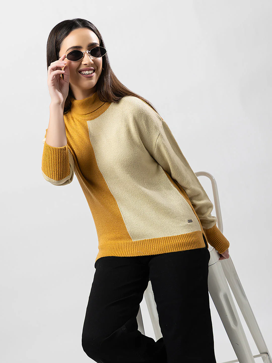 Women's Duo-Colour Full Sweater - Image 6