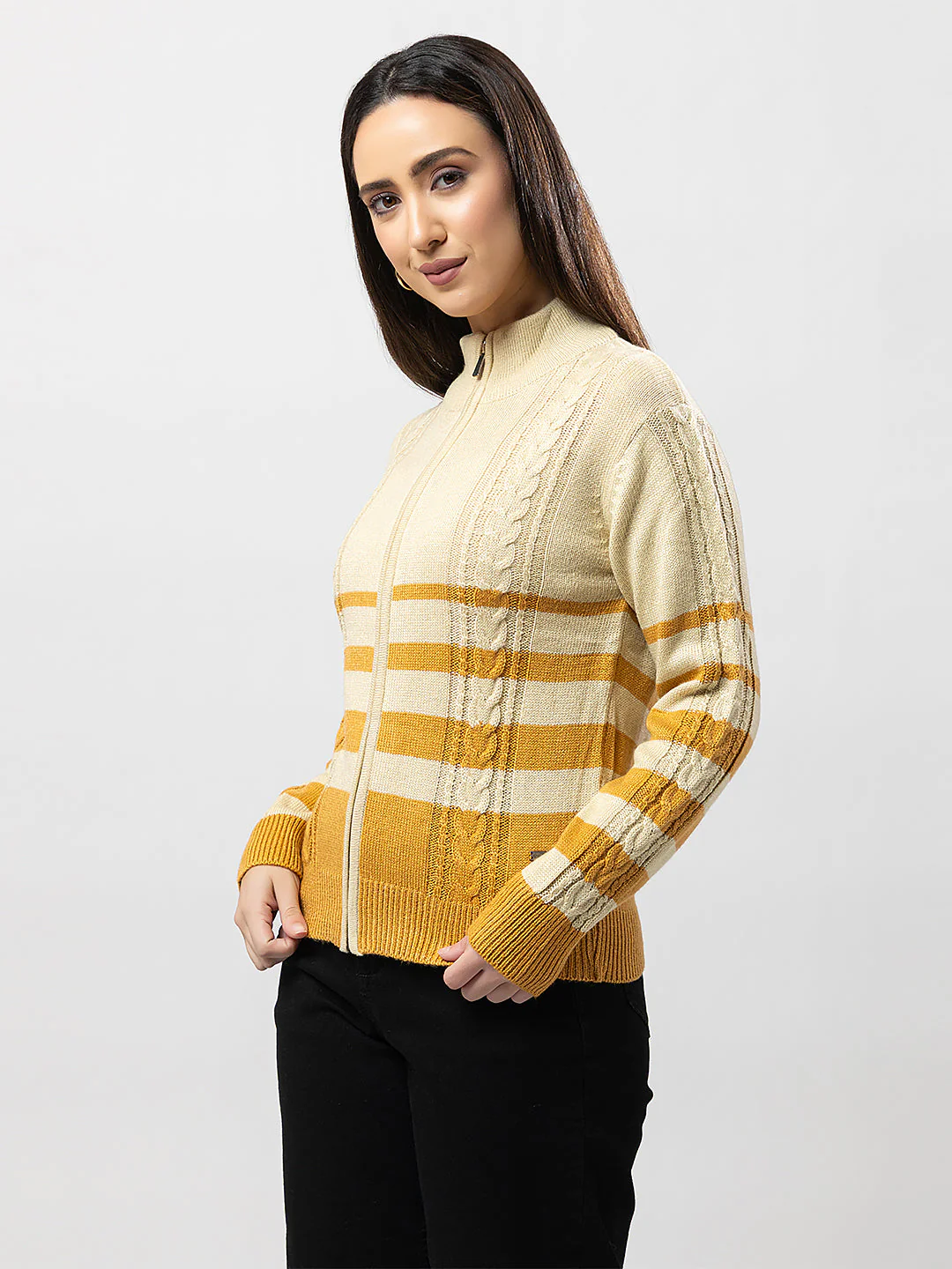 Women's Cable-Knit Zipper Cardigan - Image 4