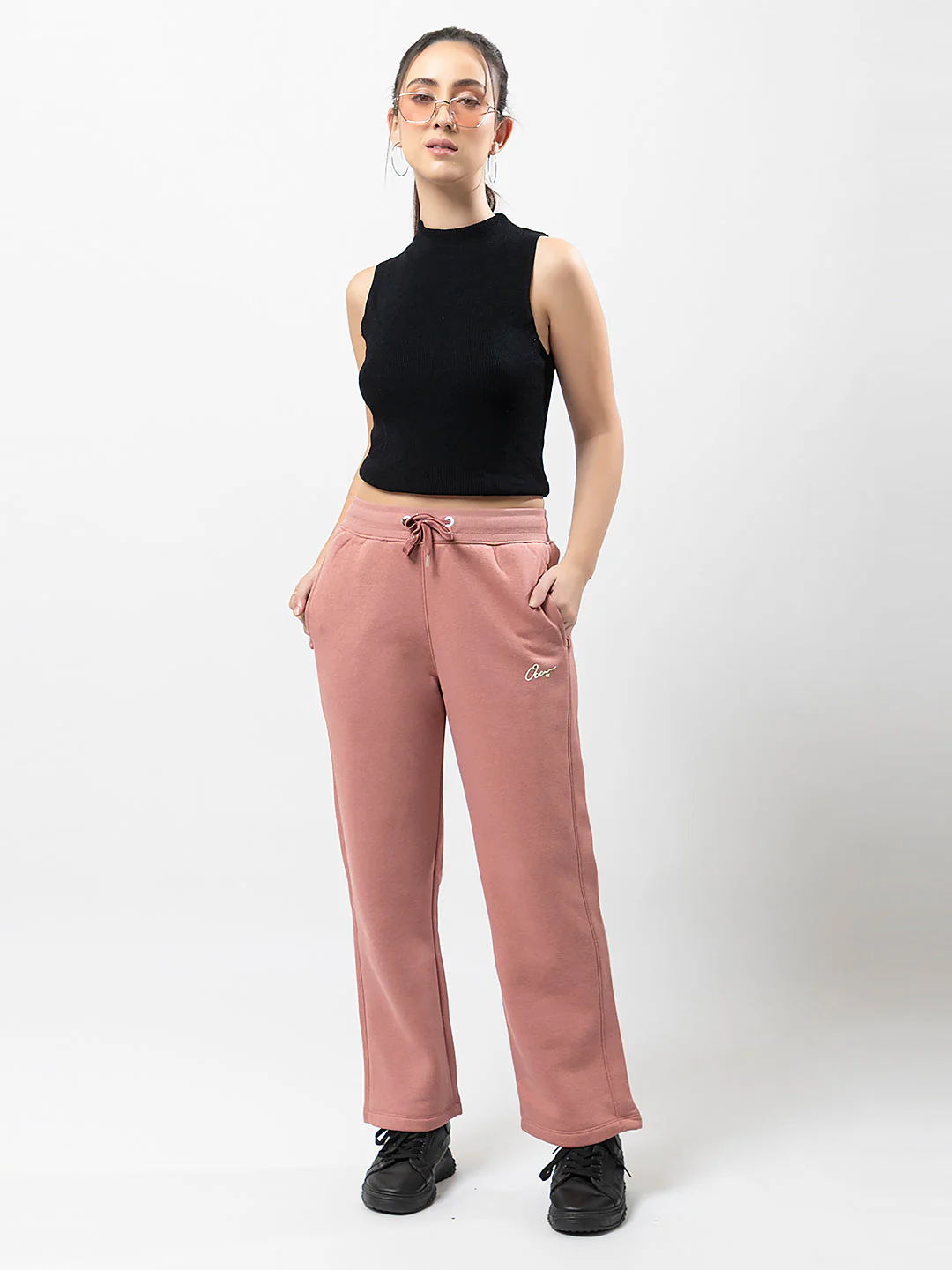 Women's Easy-Fit Pants - Image 7