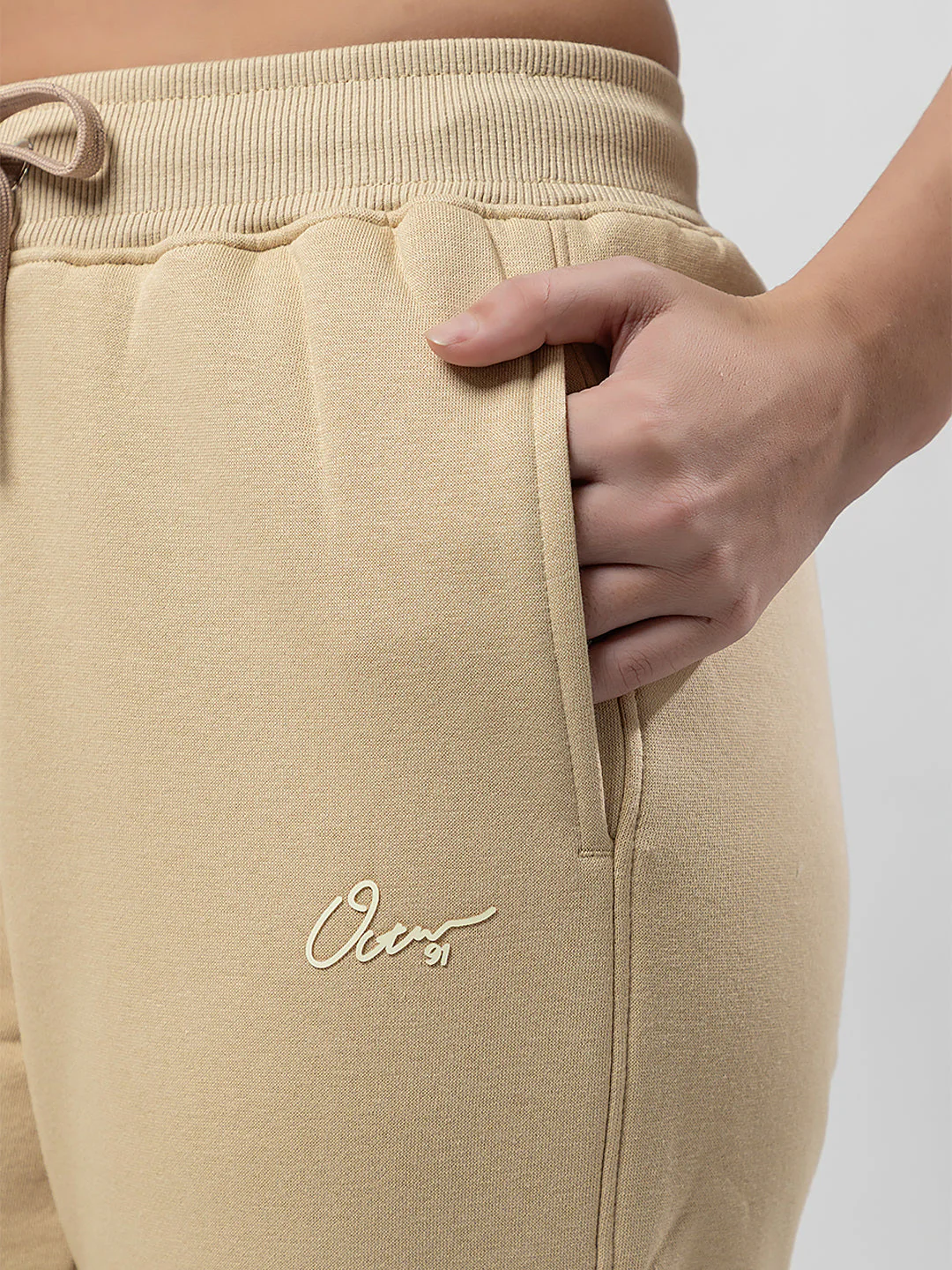 Women's Easy-Fit Pants - Image 4