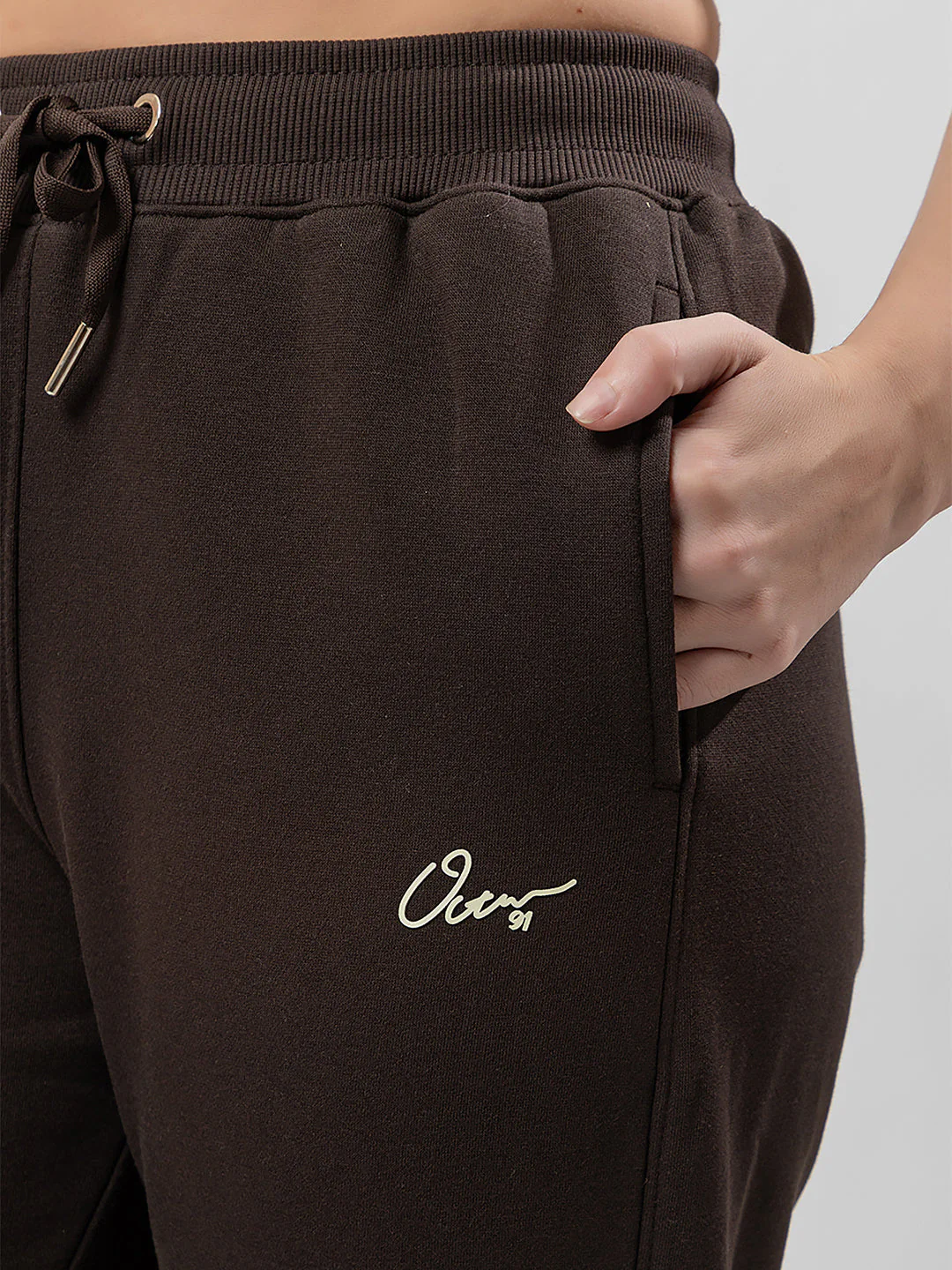 Women's Easy-Fit Pants - Image 5