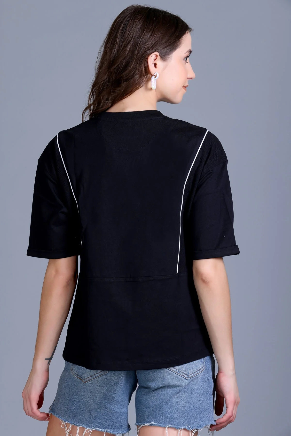 Women's Round-Neck Graphic Tee - Image 4