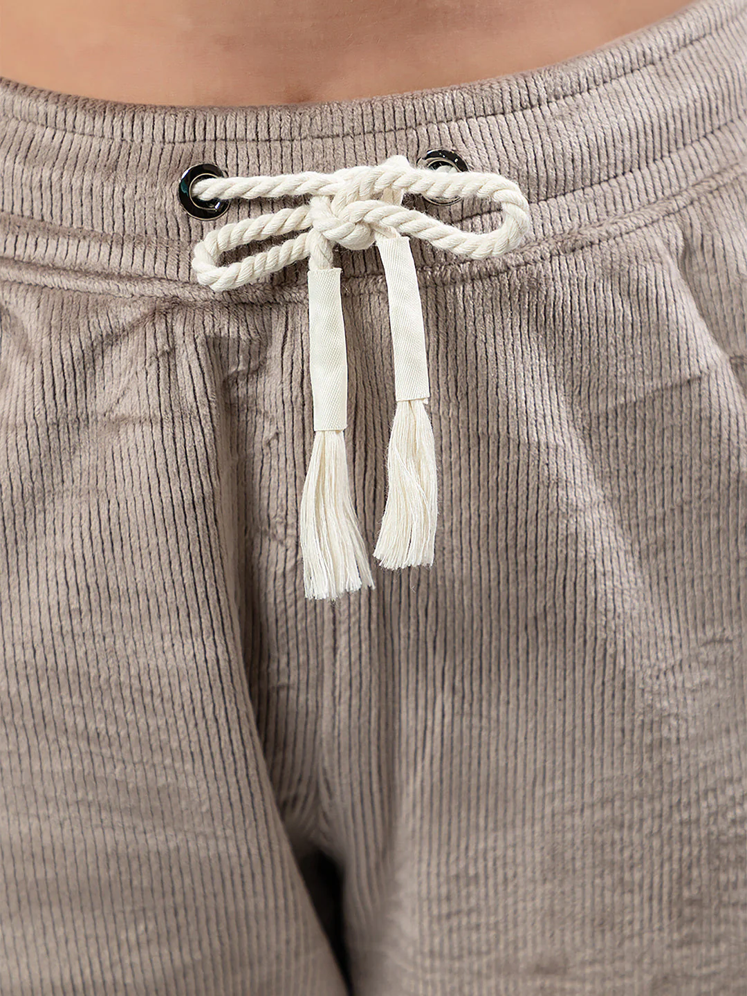 Women's Solid Polyster Pants - Image 6