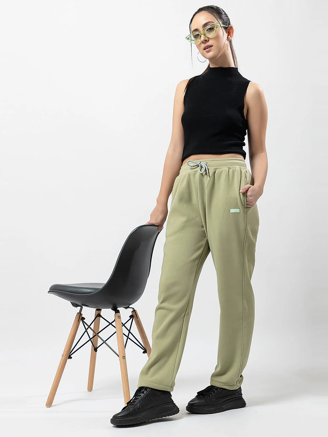 Women's Solid Polyster Pants - Image 7