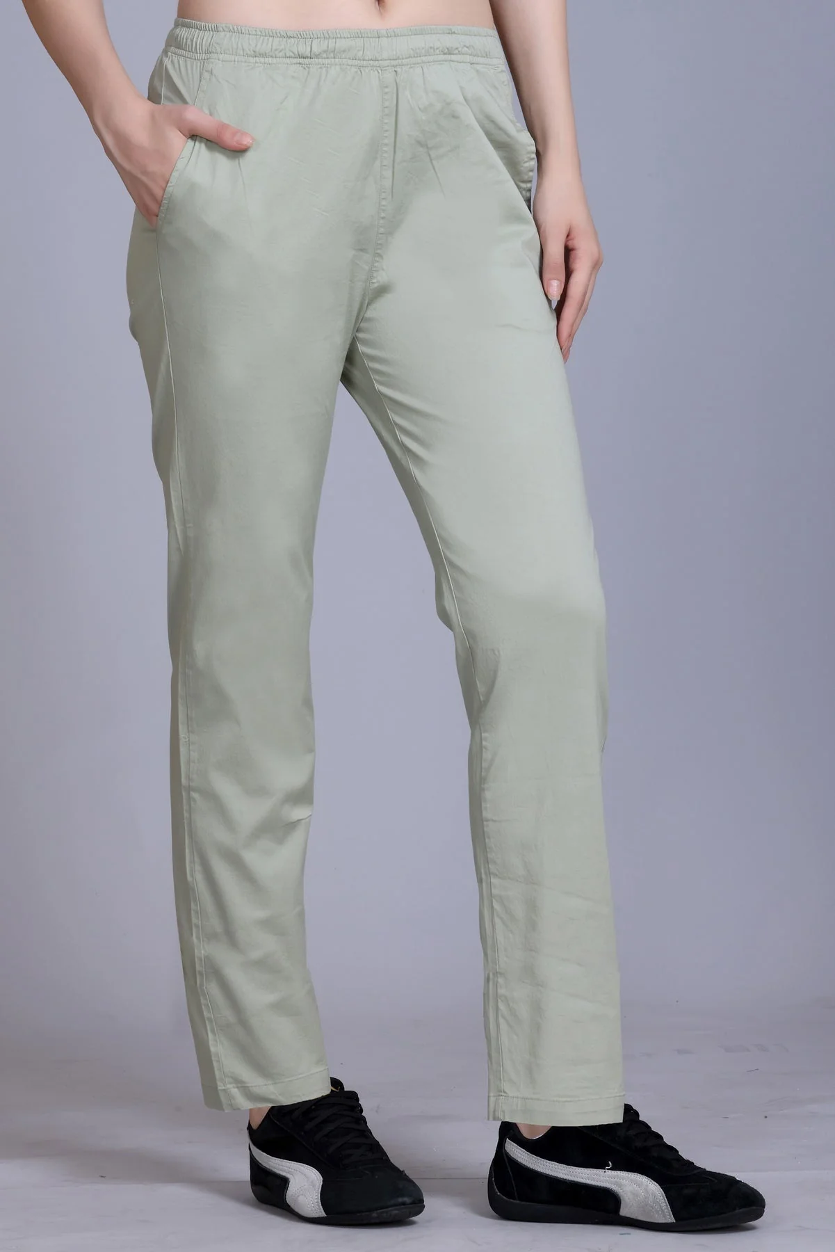 Women's Stretchable Solid Pants - Image 9