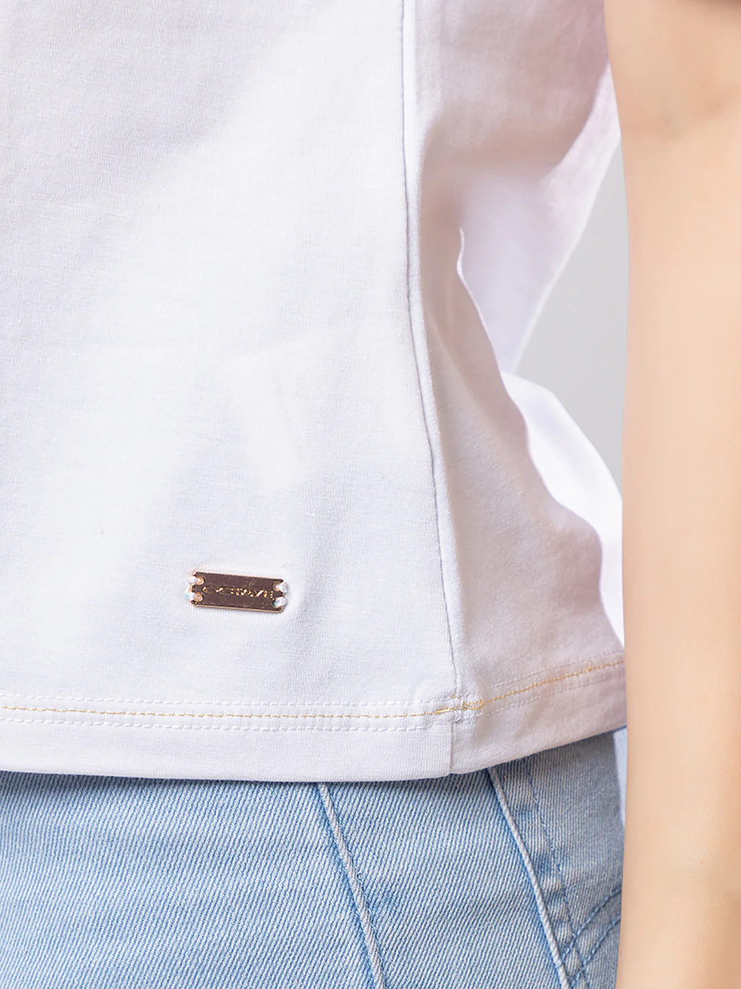 Women's Stylish T-Shirt - Image 4