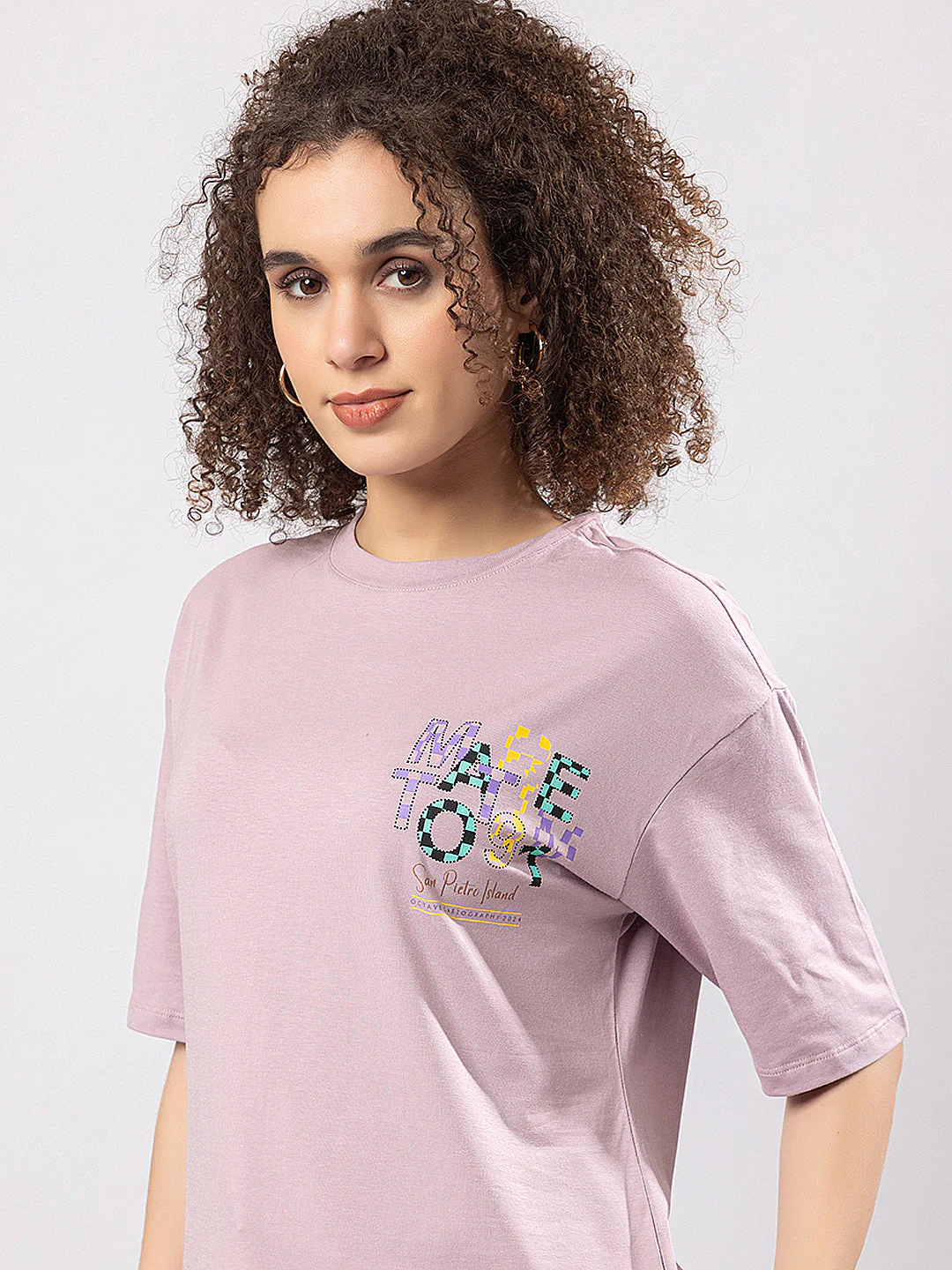 Women's Stylish T-Shirt - Image 4