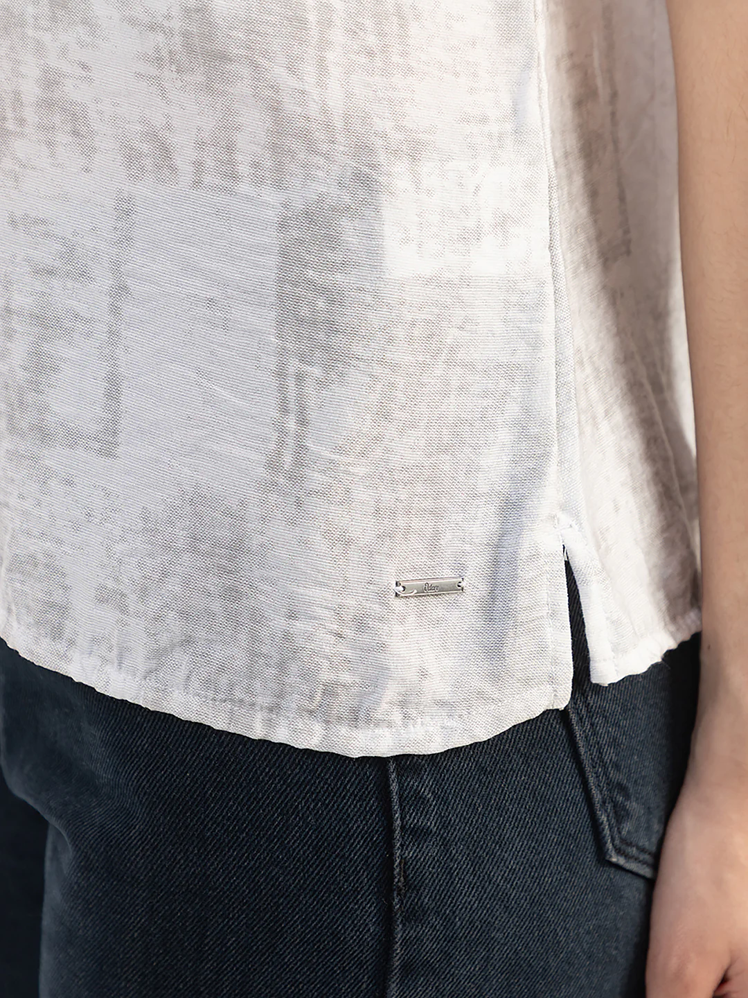 Women’s Universal Wear T-Shirt - Image 5